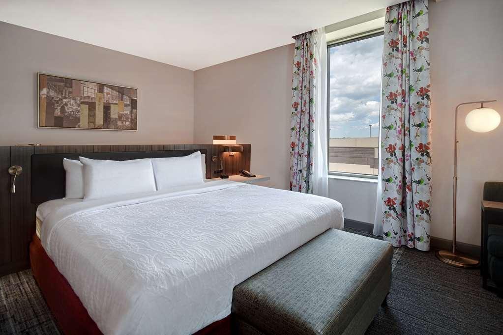 Hilton Garden Inn Kalamazoo Downtown Room photo